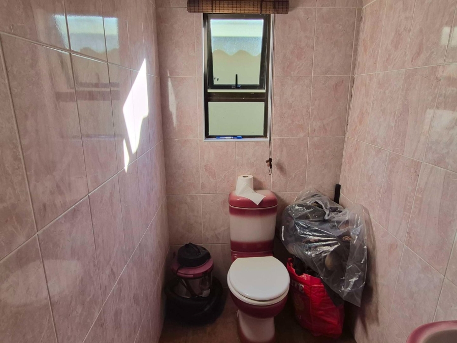 3 Bedroom Property for Sale in Zwide Eastern Cape